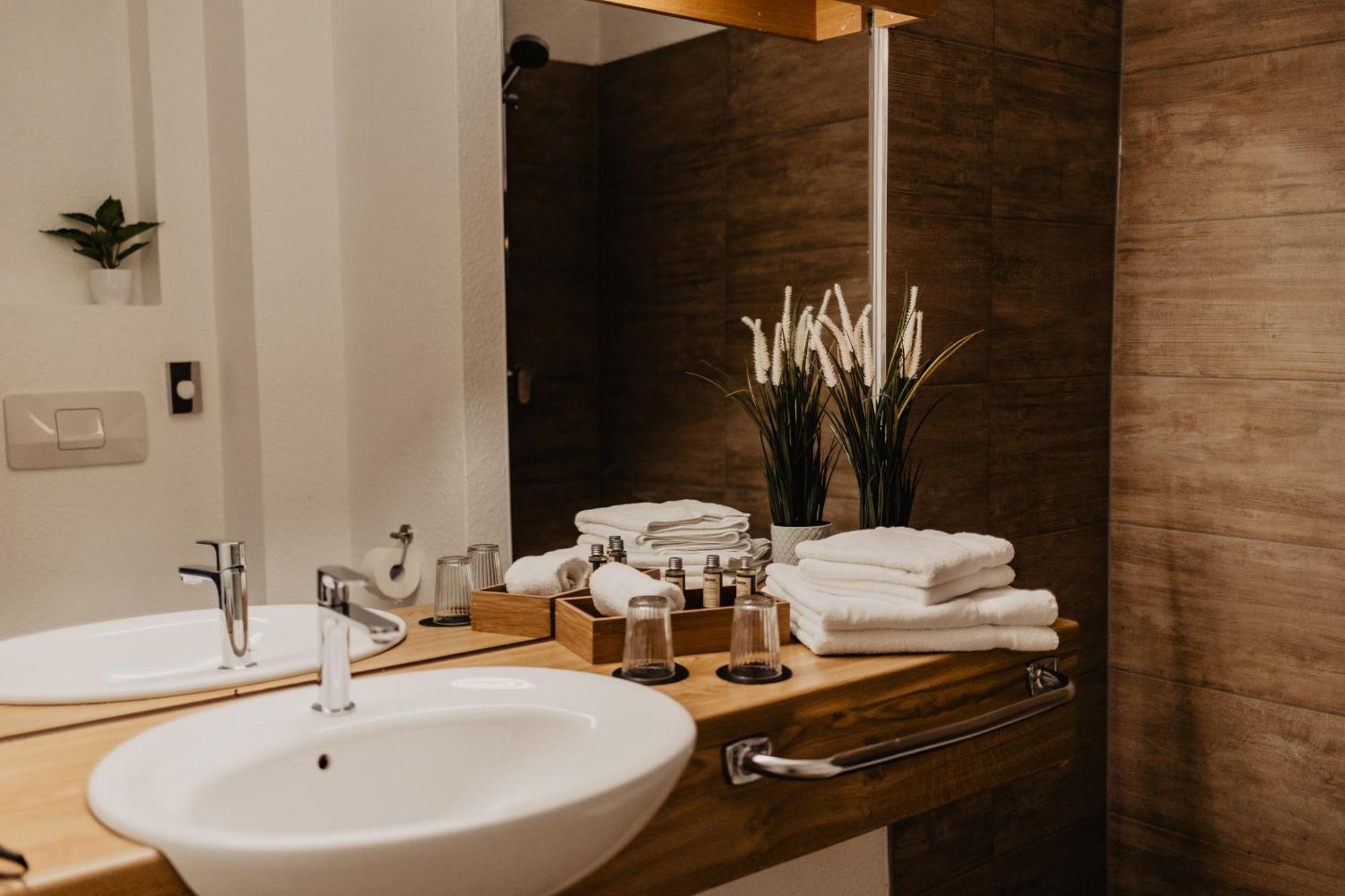 Hotel Faehrhaus Kollmar Zewnętrze zdjęcie